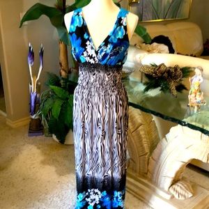 Elegant Blue Floral Maxi Dress